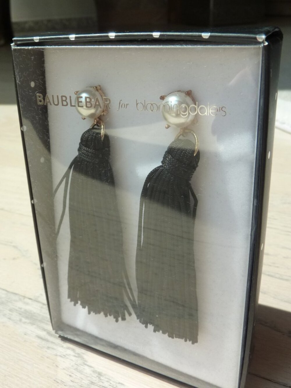 NEW! BAUBLEBAR Bloomingdale’s BLACK Tassel Drop Earrings, Round Pearl, Post back